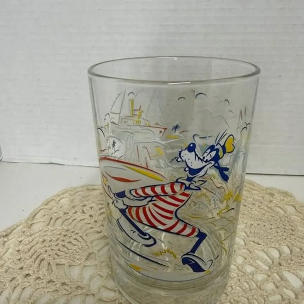 McDonald's Disney World 25th Anniversary Goofy Glass